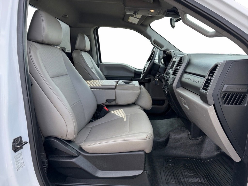 Used 2020 Ford F550 4x4 Regular Cab Super Duty image 11