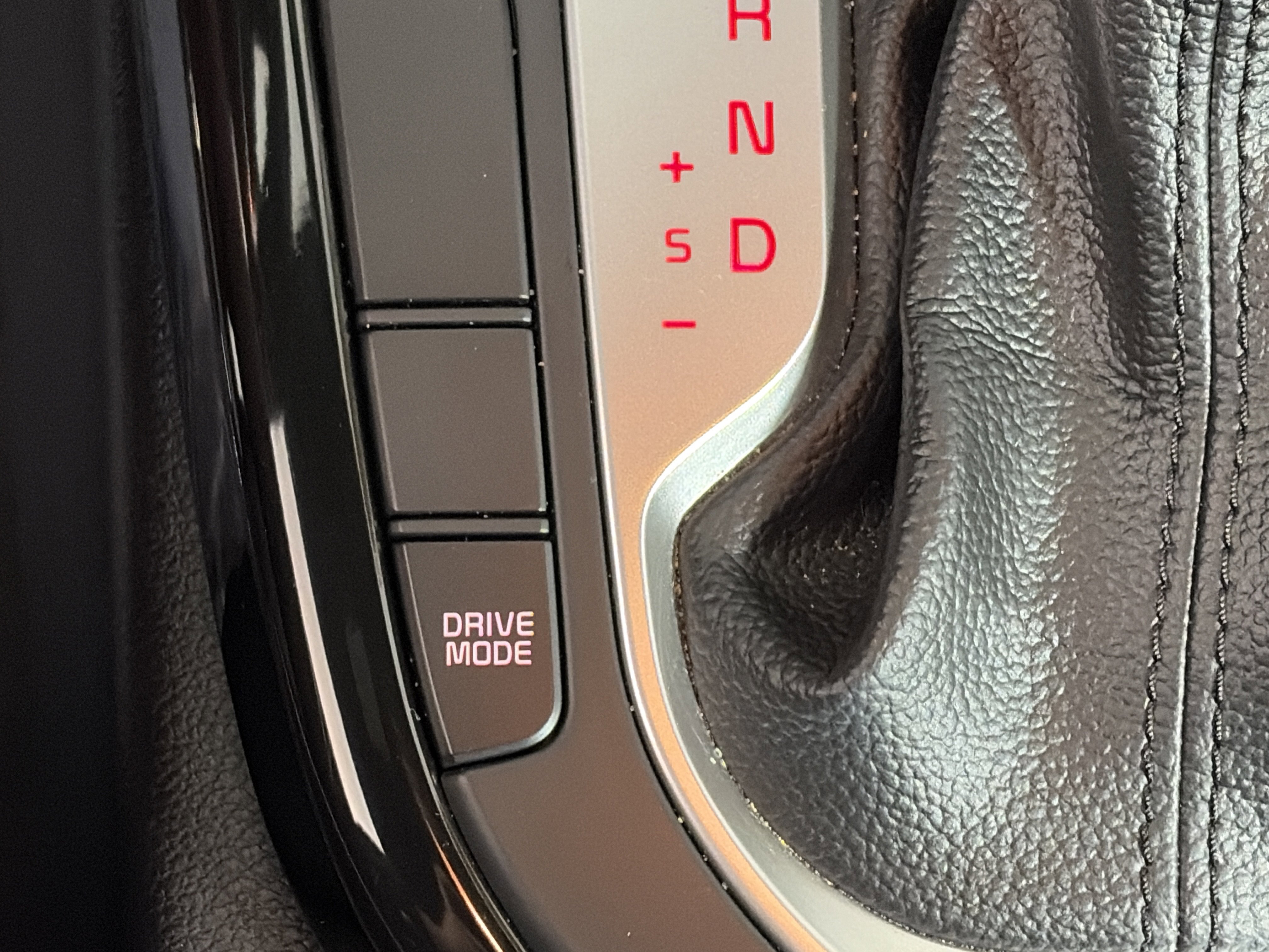 Certified 2024 Kia Forte GT-Line image 25