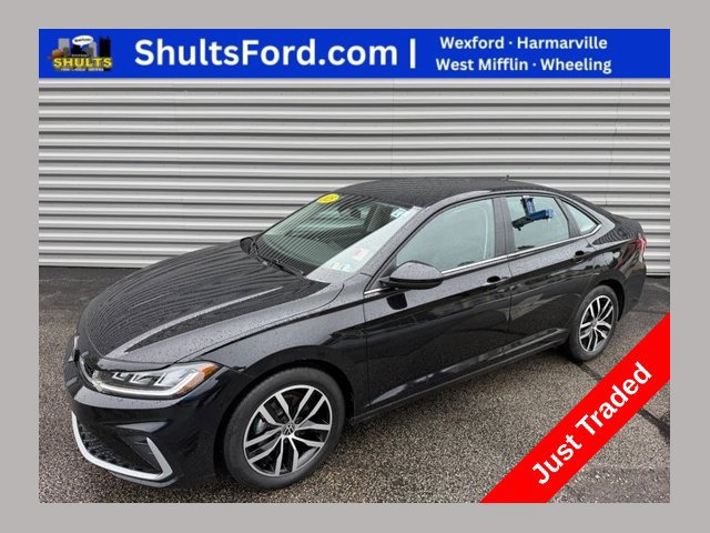 Used 2025 Volkswagen Jetta SE