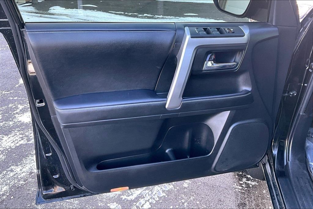 Used 2022 Toyota 4Runner SR5 Premium w/ Moonroof Package image 23