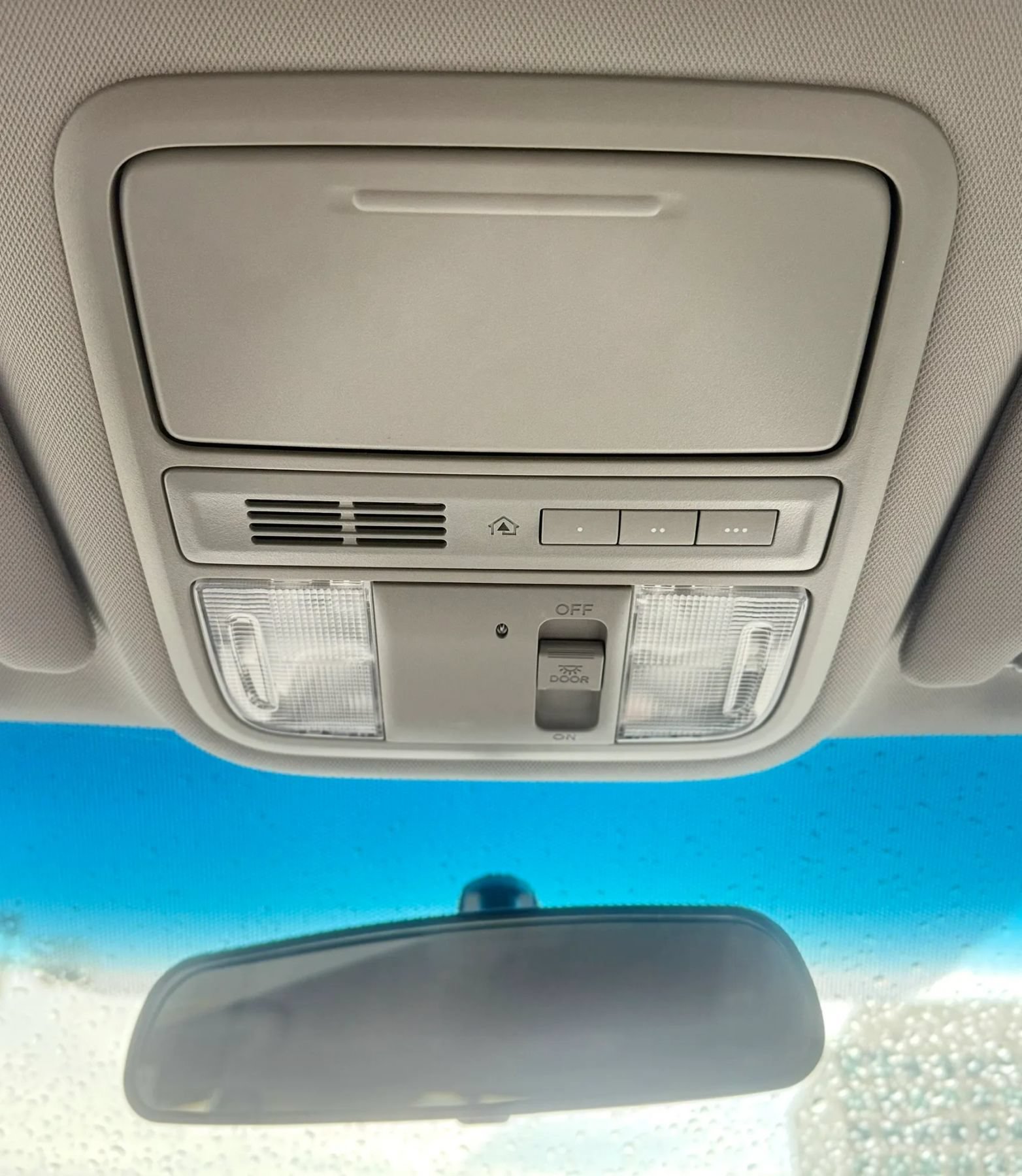 Used 2015 Honda Odyssey EX image 19