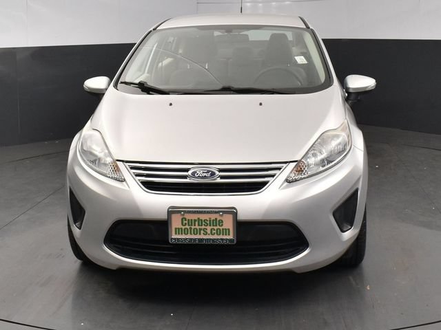 Used 2013 Ford Fiesta SE FWD image 4