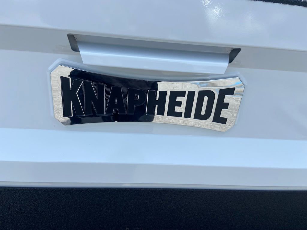 New 2026 GMC Sierra 2500 Pro w/ Convenience Package RWD image 9