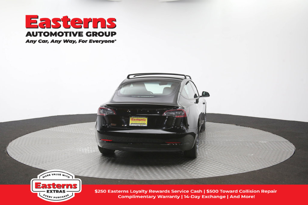 Used 2022 Tesla Model 3 Long Range AWD/4WD image 33