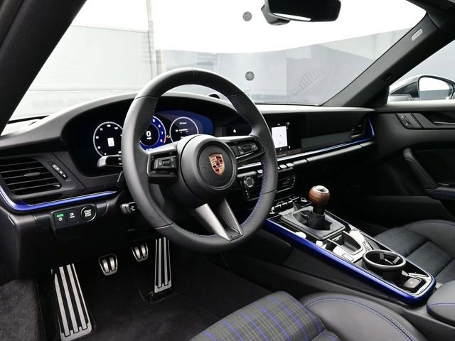 Certified 2025 Porsche 911 Carrera T image 4