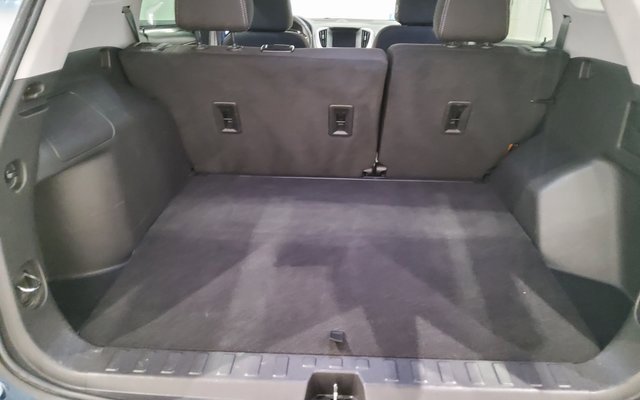 Used 2024 GMC Terrain SLE image 18