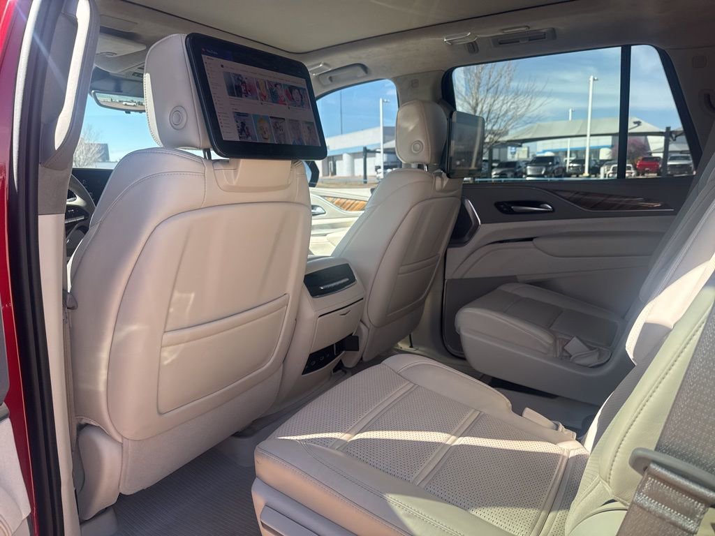 Used 2023 Cadillac Escalade Premium Luxury Platinum image 8