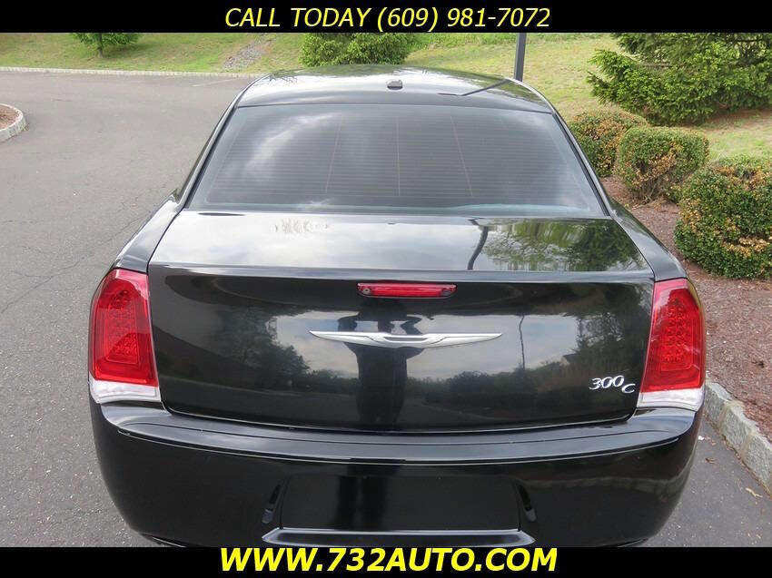 Used 2012 Chrysler 300 C RWD image 25