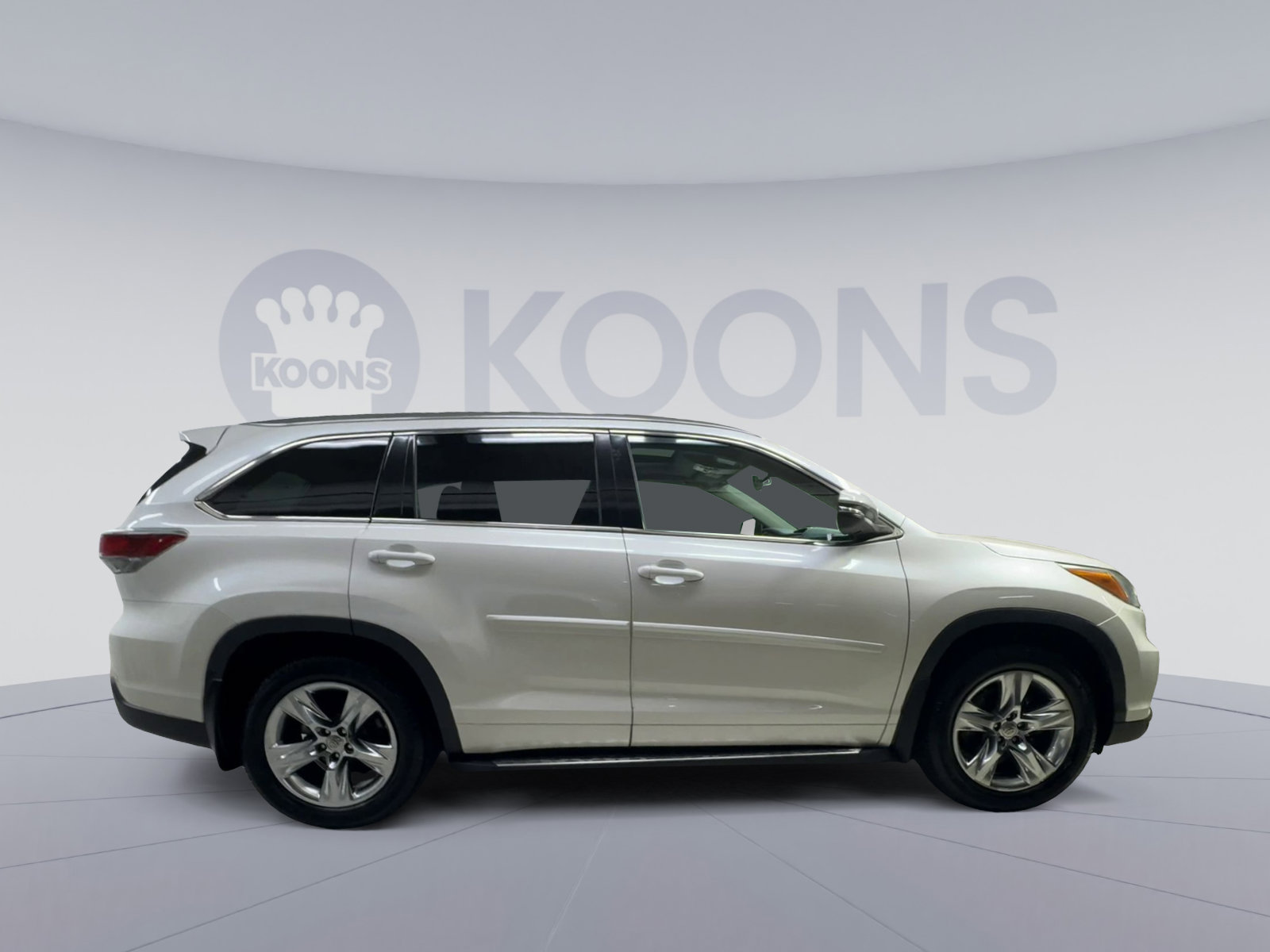 Used 2015 Toyota Highlander Limited AWD/4WD image 12