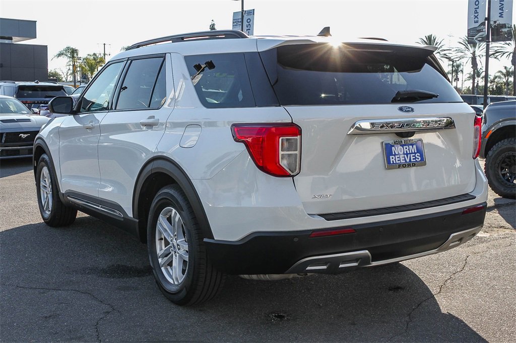 Used 2023 Ford Explorer XLT w/ Equipment Group 202A image 7