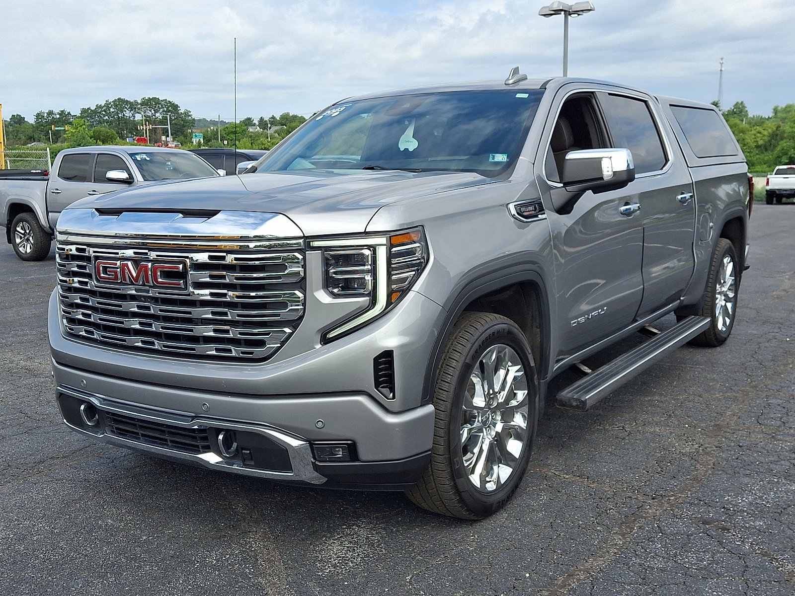 Certified 2023 GMC Sierra 1500 Denali AWD/4WD image 3
