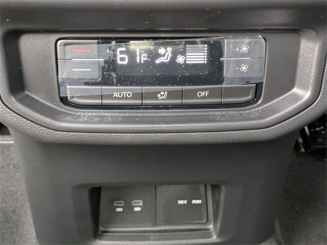 New 2026 Volkswagen Atlas SE image 16