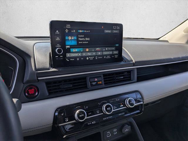 Used 2024 Honda Pilot EX-L image 12