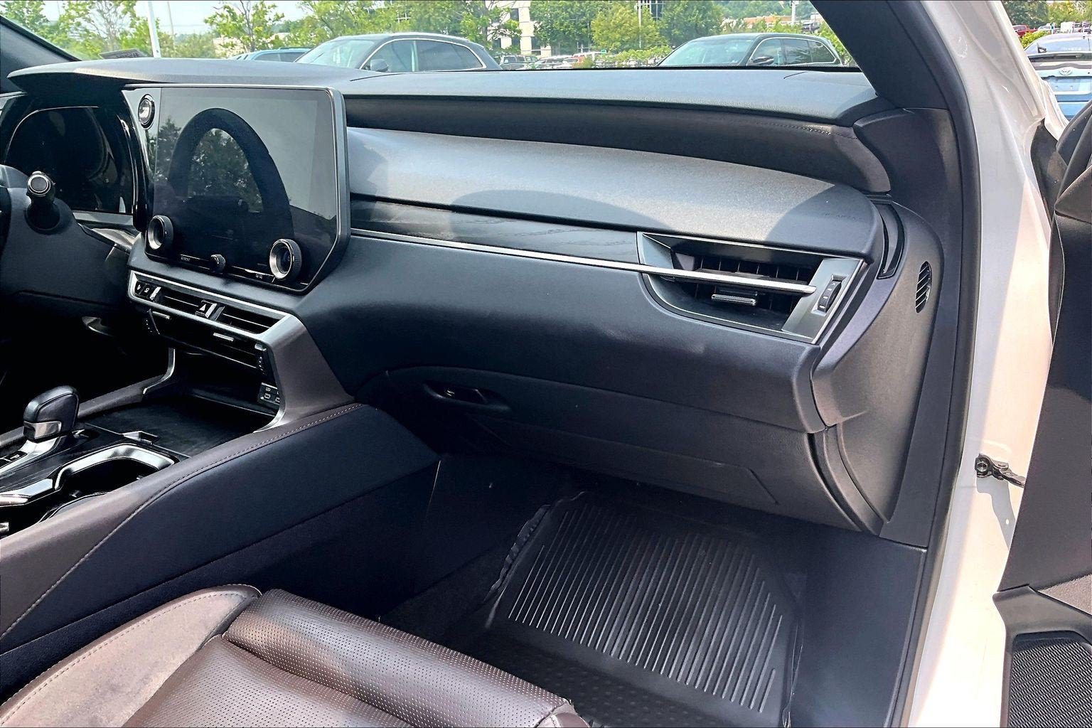 Used 2025 Lexus RX 450h AWD w/ Convenience Package image 15