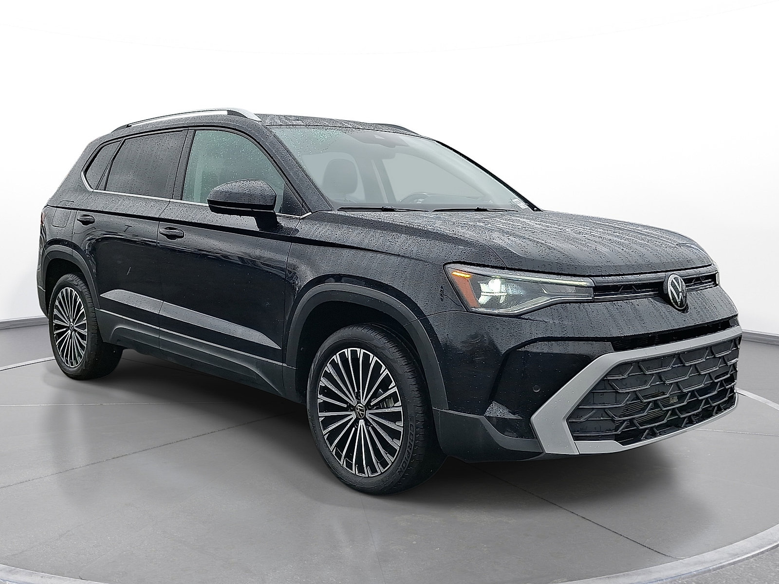 Used 2025 Volkswagen Taos SE FWD video 1