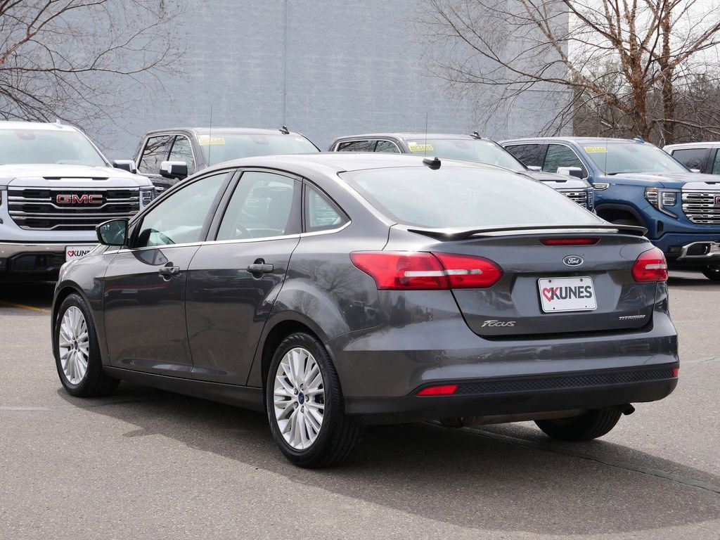 Used 2017 Ford Focus Titanium image 5
