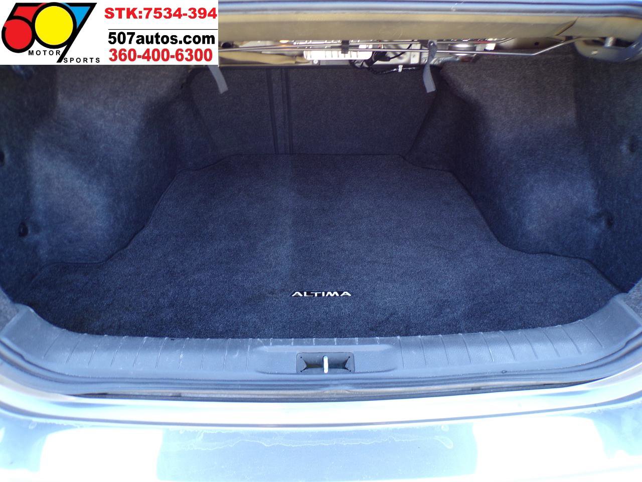 Used 2017 Nissan Altima 2.5 SL FWD image 32