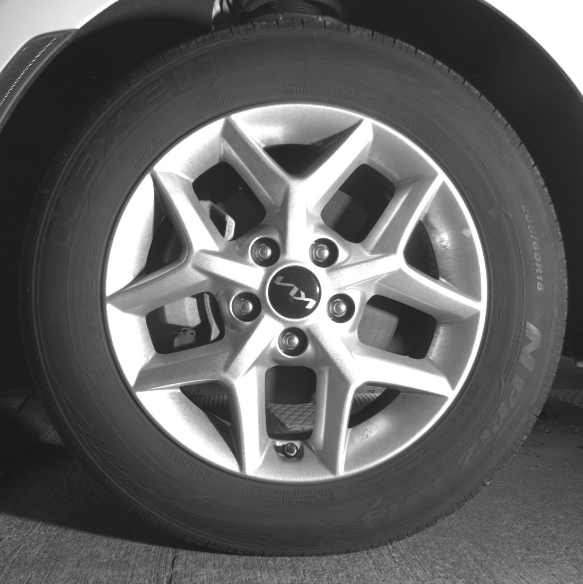 Used 2025 Kia Soul LX w/ LX Technology Package FWD image 12