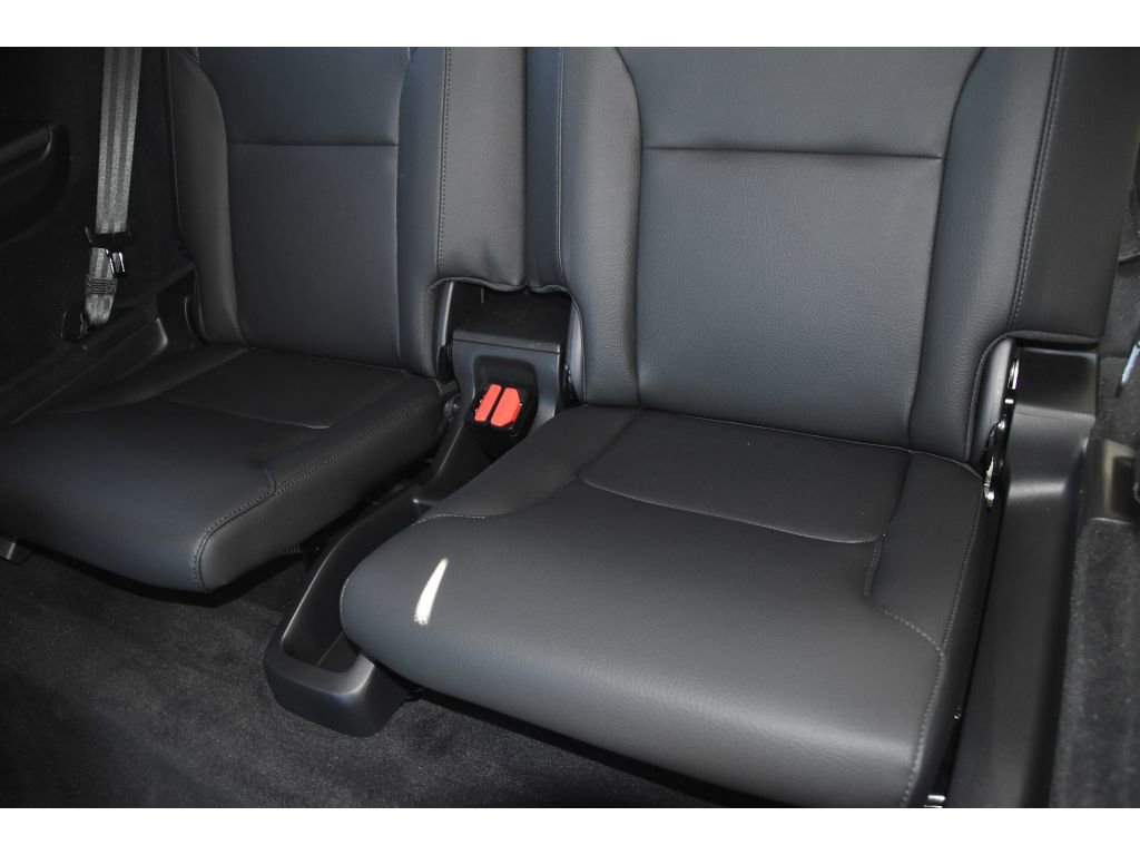 Certified 2024 Volvo XC90 B6 Plus image 16