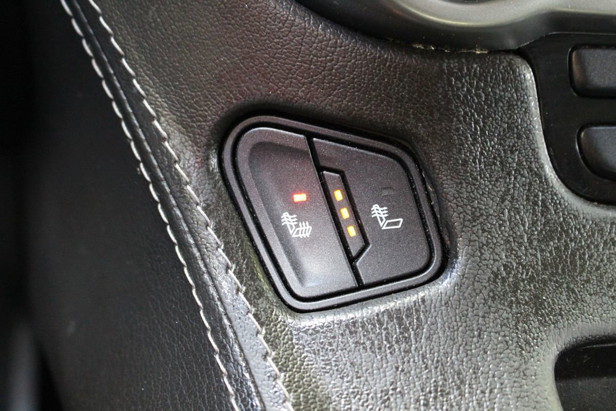 Used 2020 Chevrolet Suburban LT RWD image 27