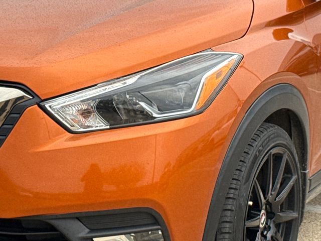 Used 2019 Nissan Kicks SR w/ SR Premium Package image 4