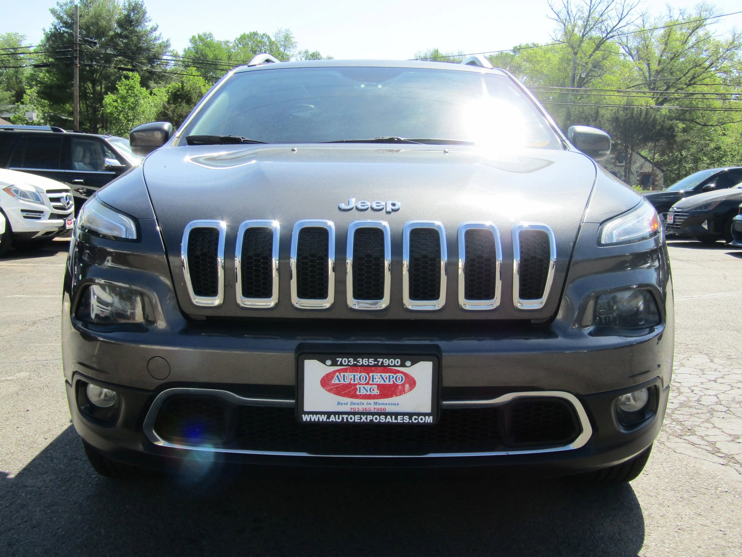 Used 2015 Jeep Cherokee Limited image 2
