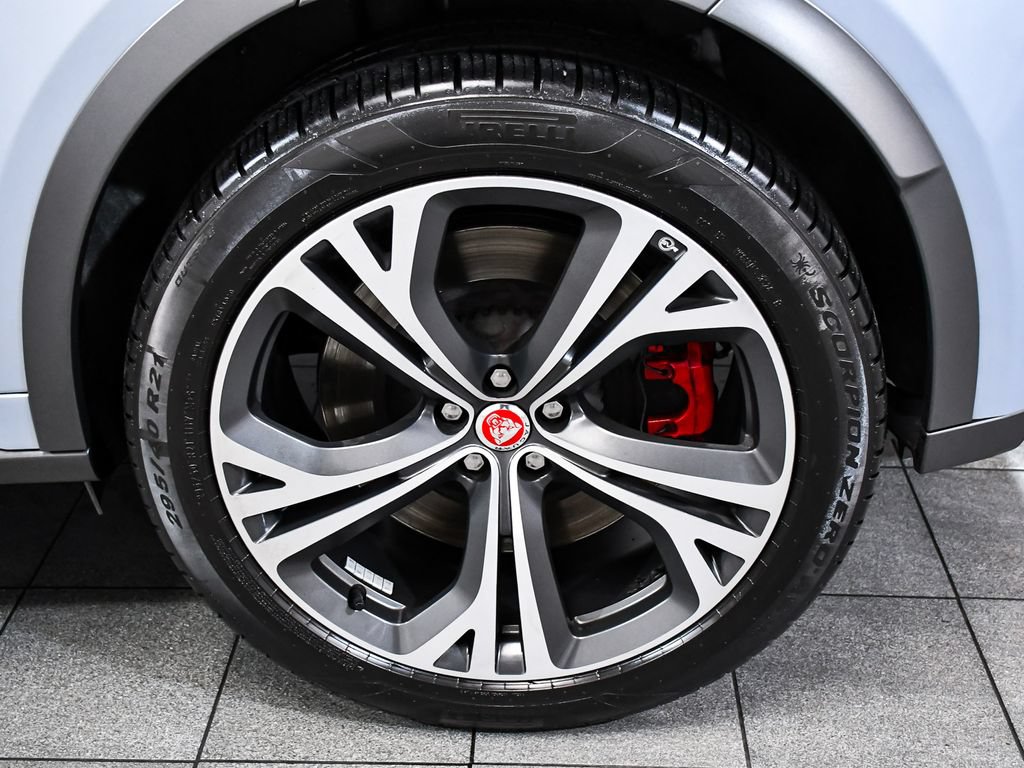 Used 2022 Jaguar F-PACE SVR AWD/4WD image 8