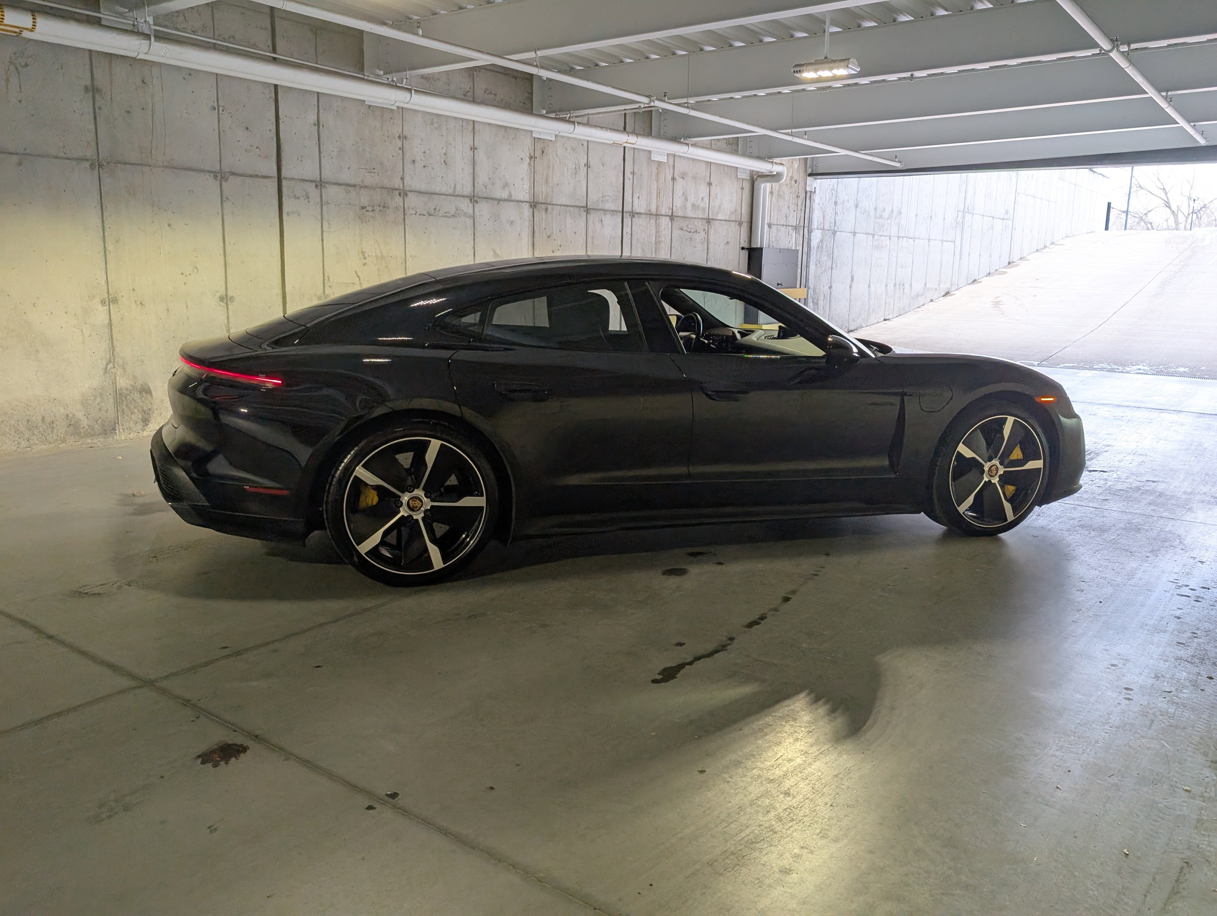 Used 2021 Porsche Taycan Turbo S image 13