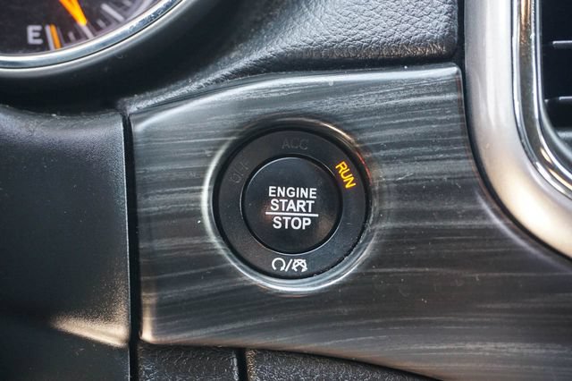 Used 2021 Jeep Grand Cherokee Laredo RWD image 22