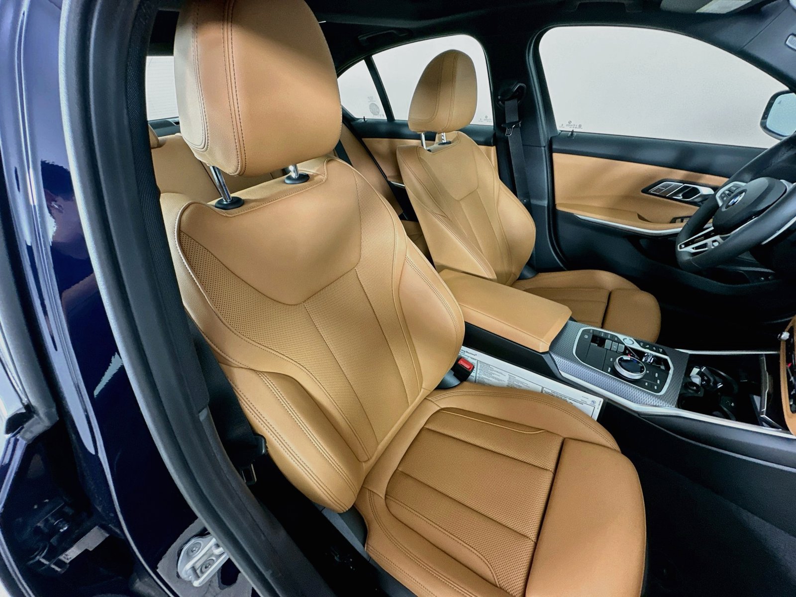 New 2026 BMW 330i xDrive Sedan w/ M Sport Package AWD/4WD image 45