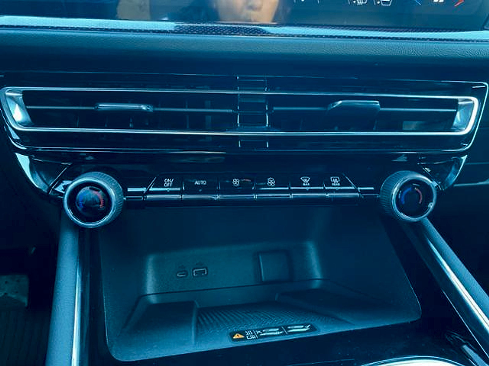 New 2026 Chevrolet Traverse RS w/ LPO, Floor Liner Package image 31