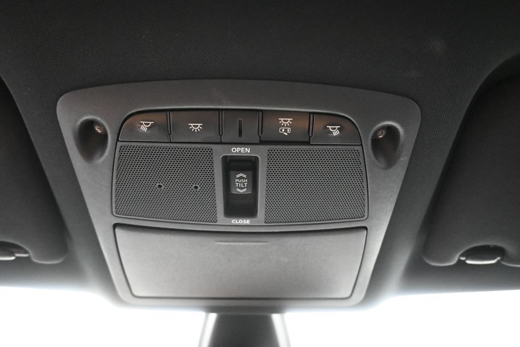 Used 2020 Nissan Maxima SR w/ Illumination Package FWD image 23