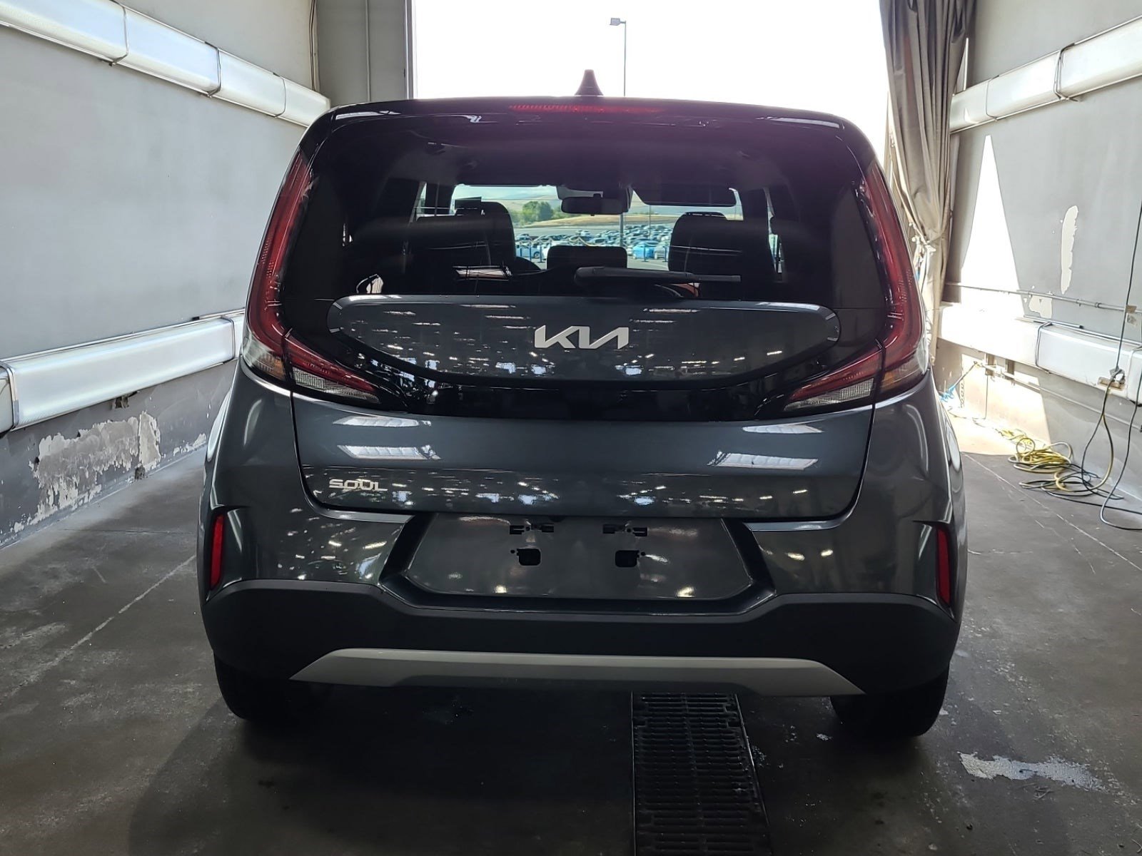 Used 2025 Kia Soul LX FWD image 4