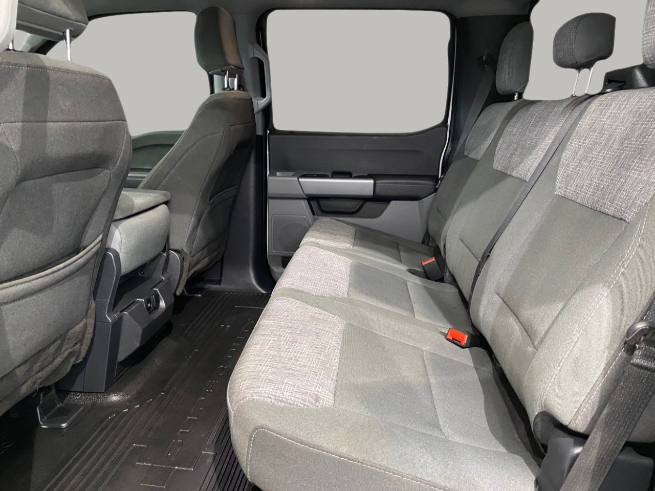 Used 2023 Ford F250 XLT w/ FX4 Off-Road Package image 17