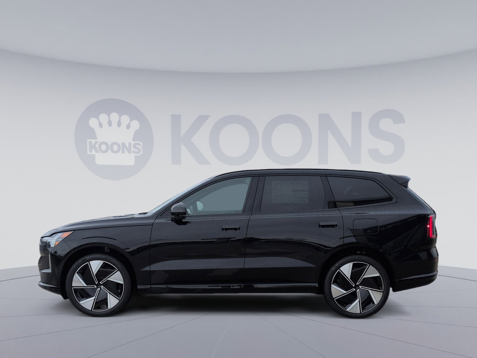 New 2025 Volvo EX90 Ultra w/ Protection Package Premier image 2