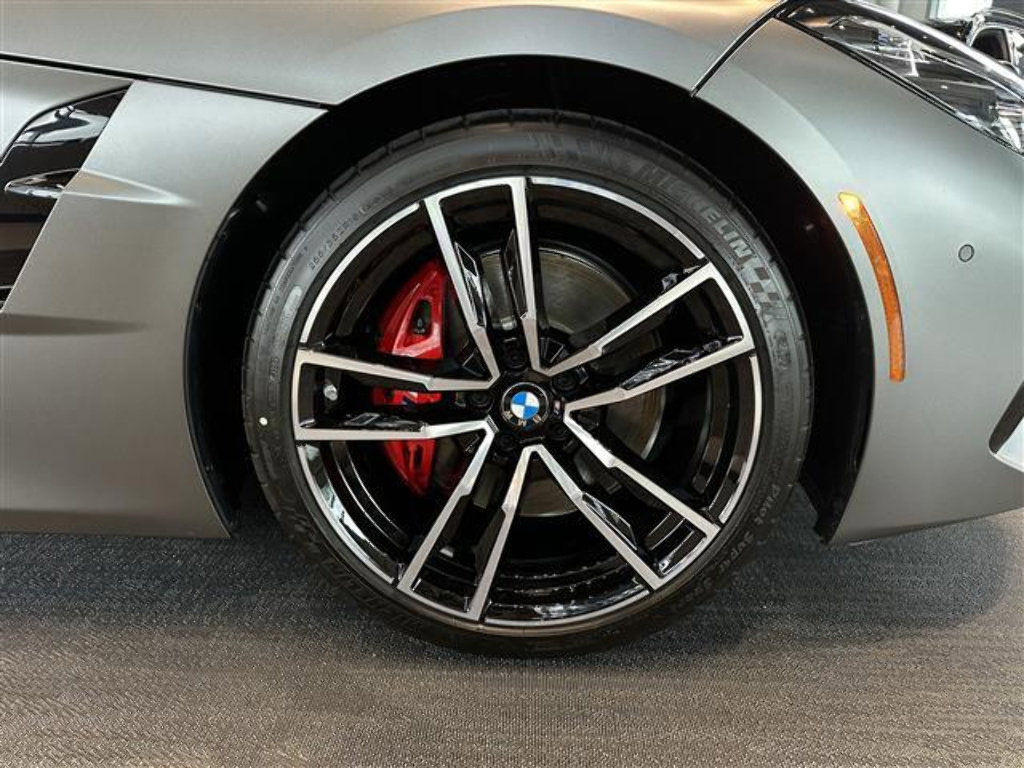 Used 2026 BMW Z4 M40i w/ Premium Package RWD image 8