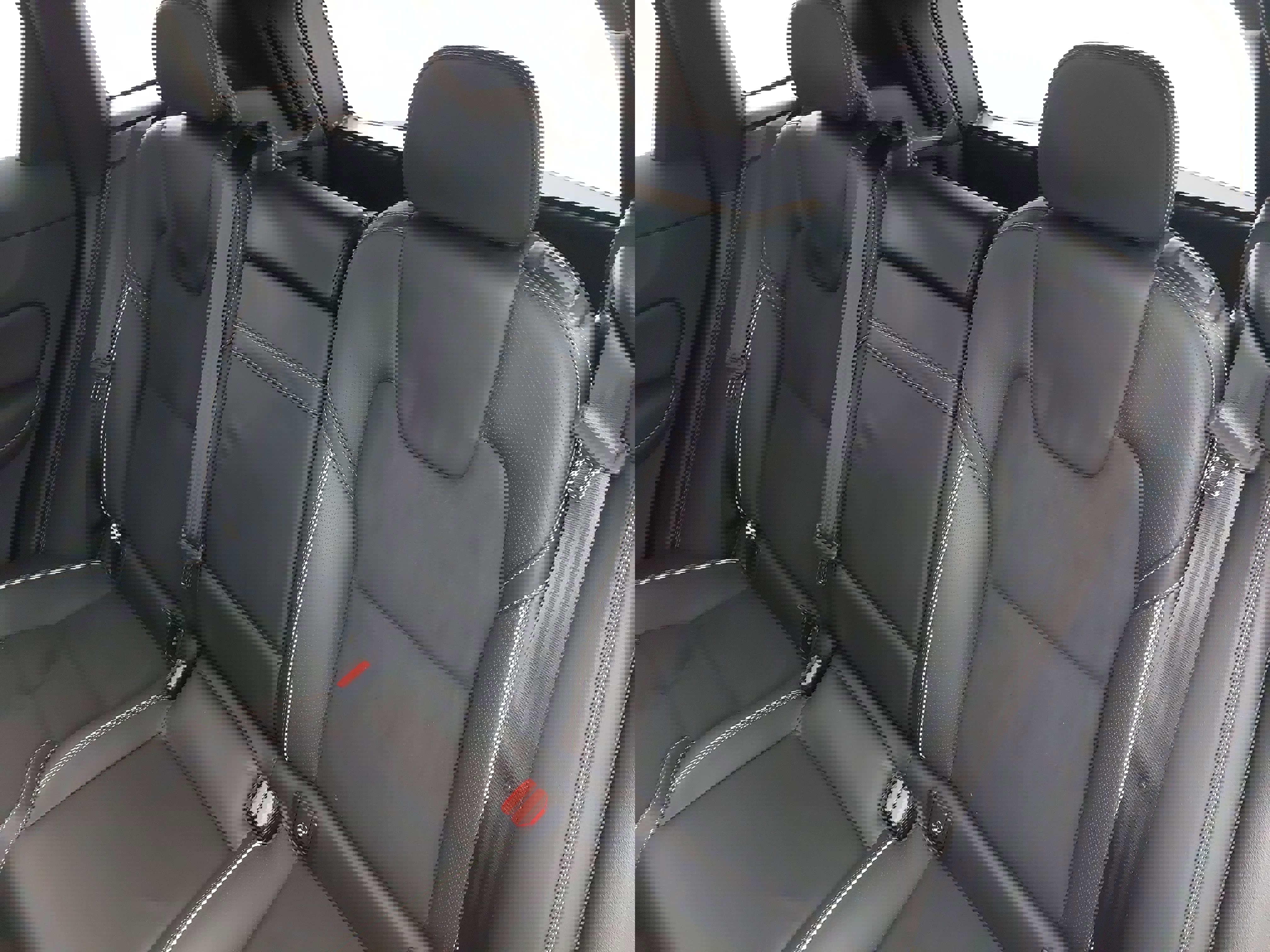 Used 2019 Volvo XC60 T6 R-Design w/ Protection Package Premier image 16