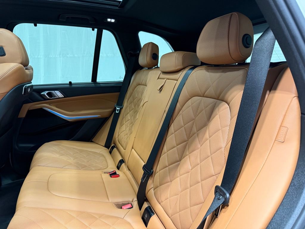 Certified 2024 BMW X5 xDrive50e image 24