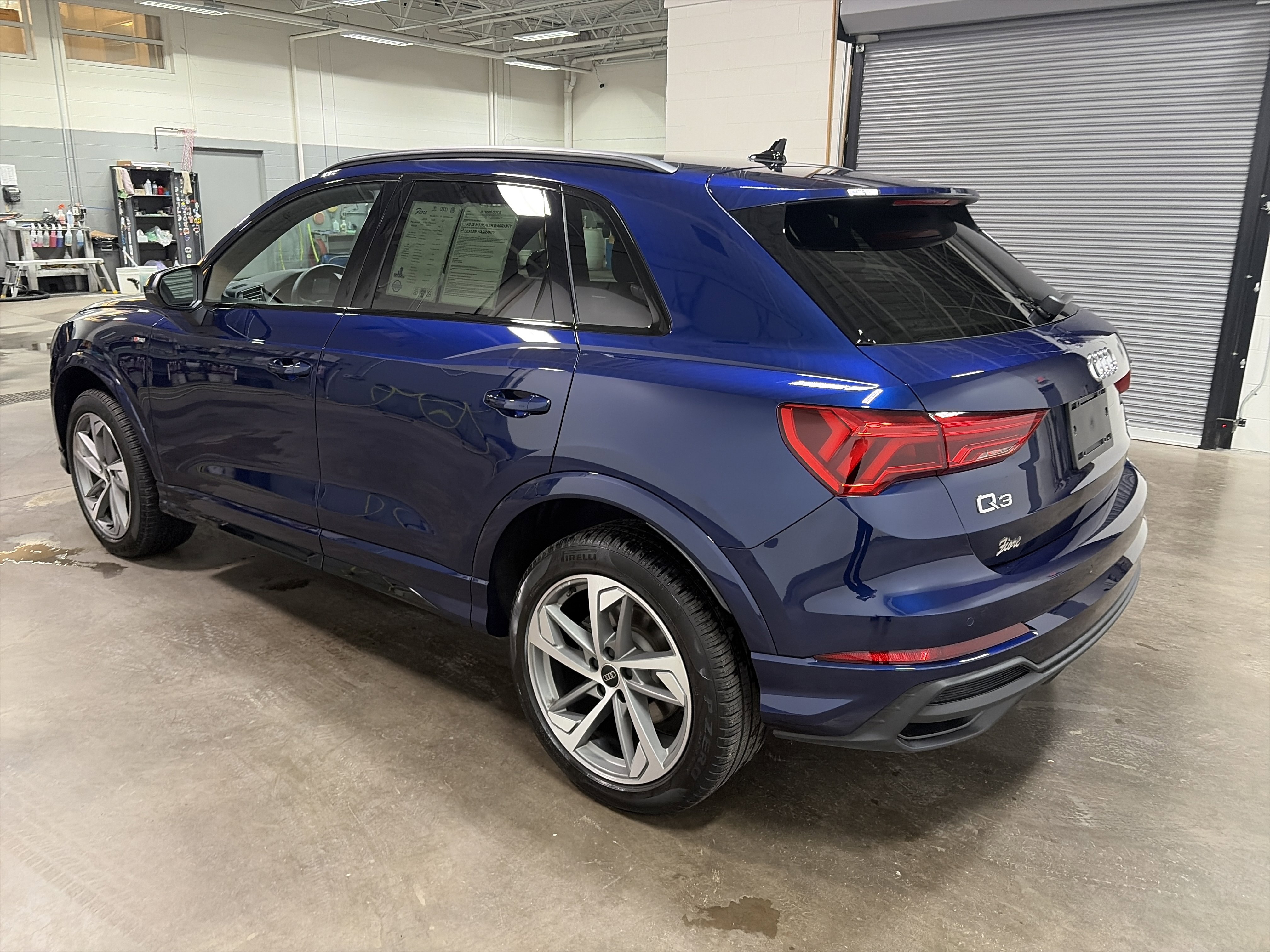 Certified 2025 Audi Q3 2.0T Premium w/ Convenience Plus Package image 5
