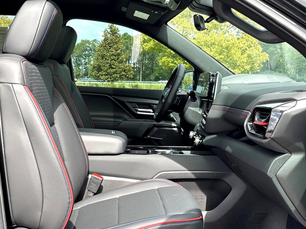 New 2024 Chevrolet Silverado EV RST image 13