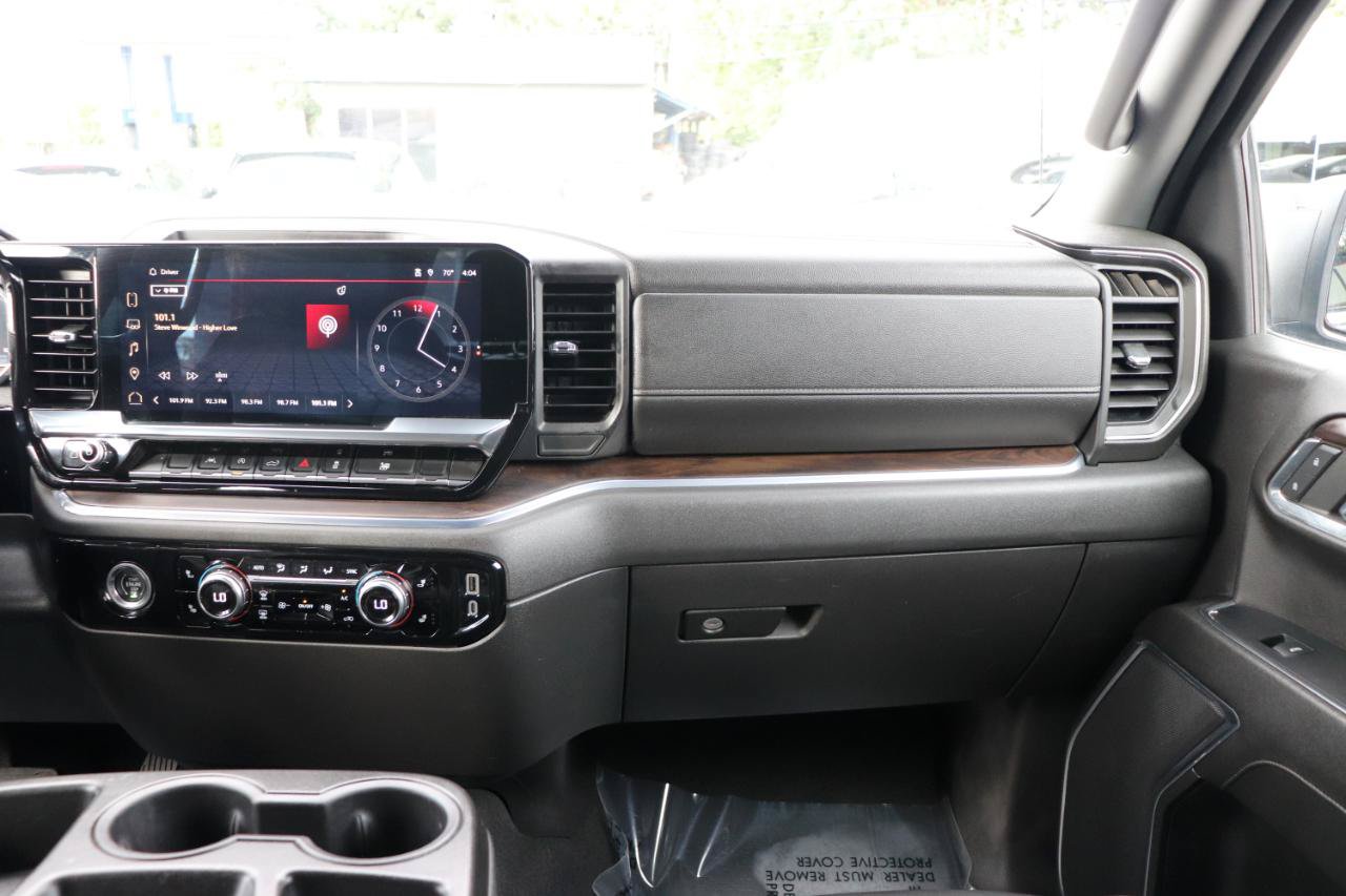 Used 2024 GMC Sierra 1500 SLT AWD/4WD image 18