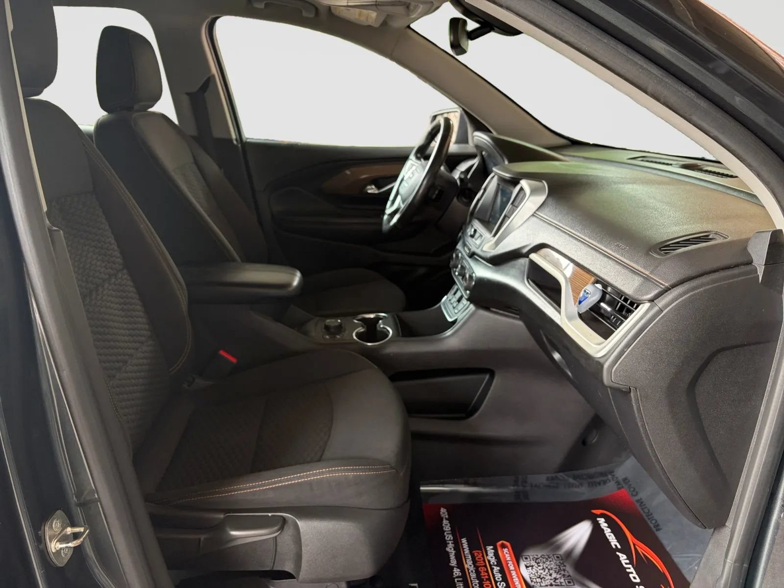 Used 2018 GMC Terrain SLE w/ Driver Convenience Package AWD/4WD image 20