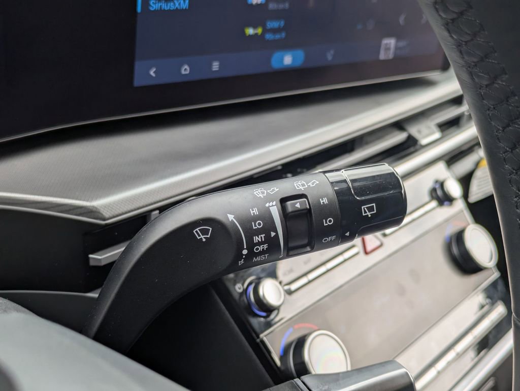 Used 2025 Hyundai Santa Fe SEL image 20