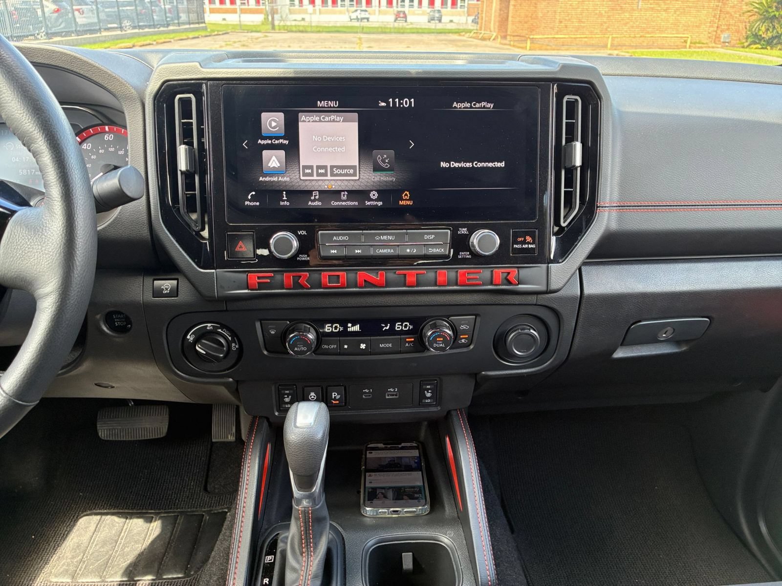 Used 2026 Nissan Frontier PRO-4X AWD/4WD image 16