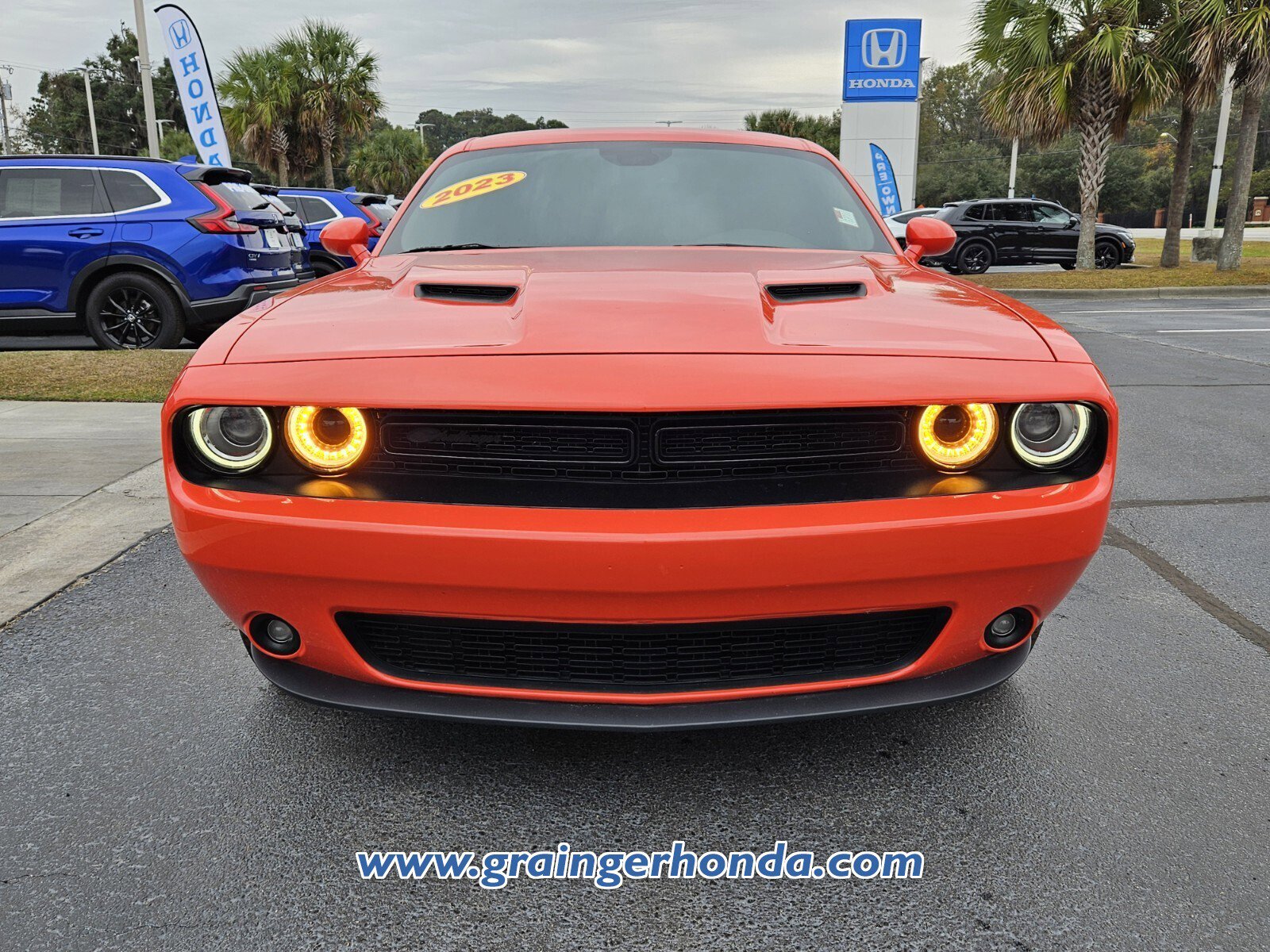 Used 2023 Dodge Challenger SXT w/ Blacktop Package image 8