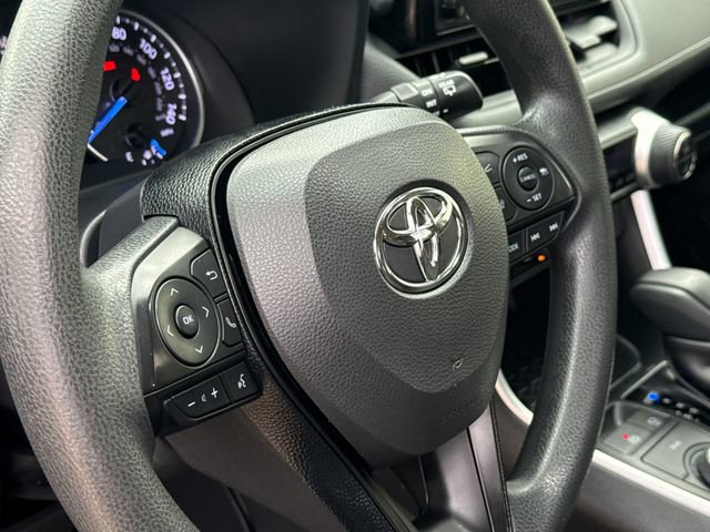 Used 2020 Toyota RAV4 XLE w/ Convenience Package AWD/4WD image 22