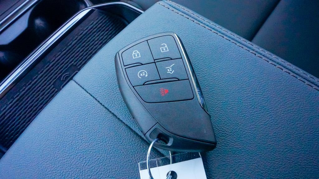 New 2026 GMC Terrain AT4 w/ Convenience Package III image 24