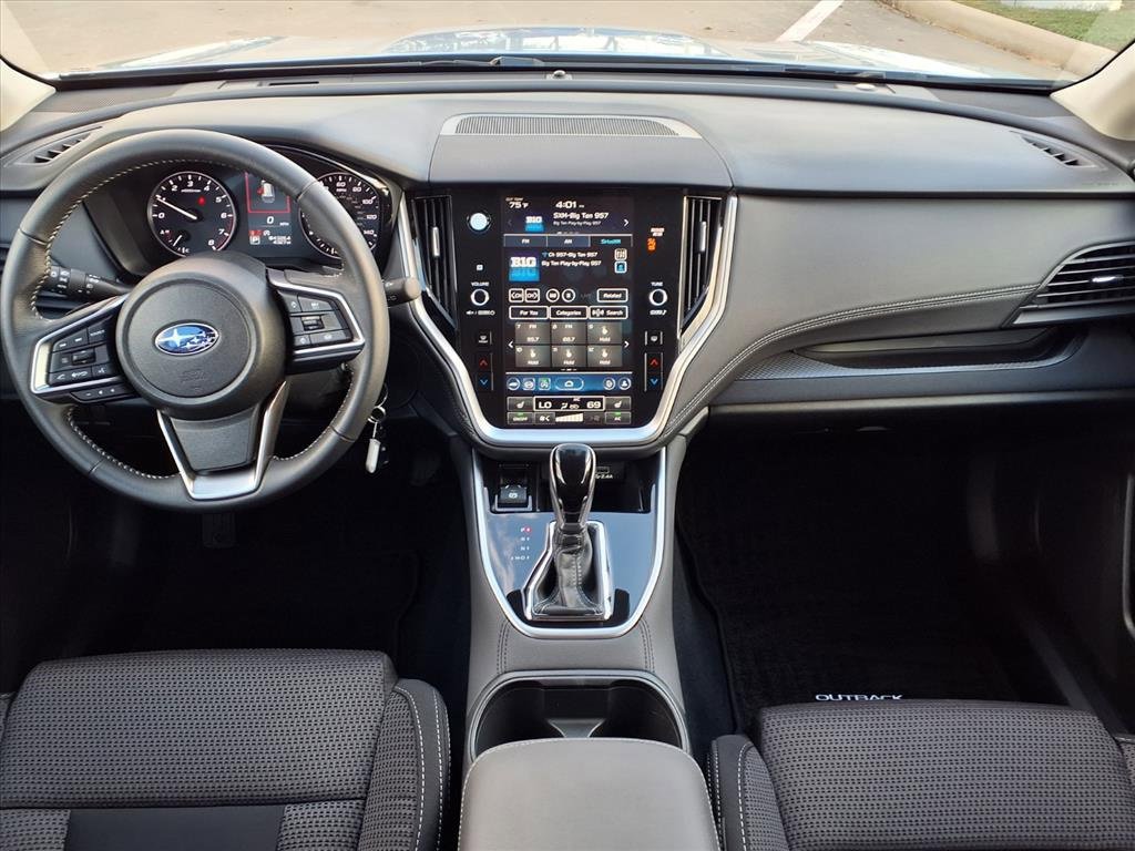 Certified 2025 Subaru Outback Premium image 4