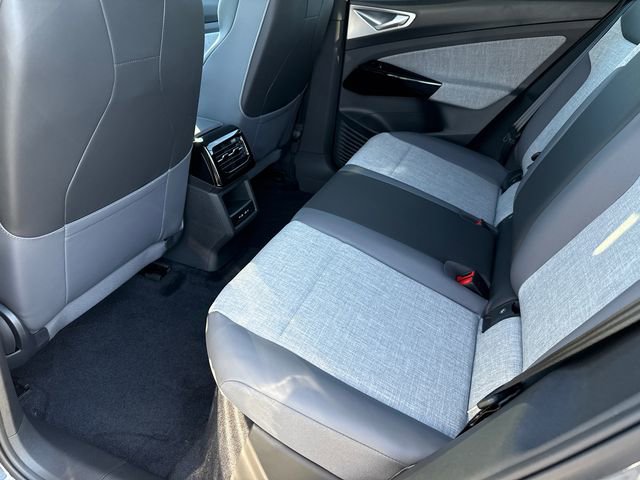New 2026 Volkswagen ID.4 Pro image 36