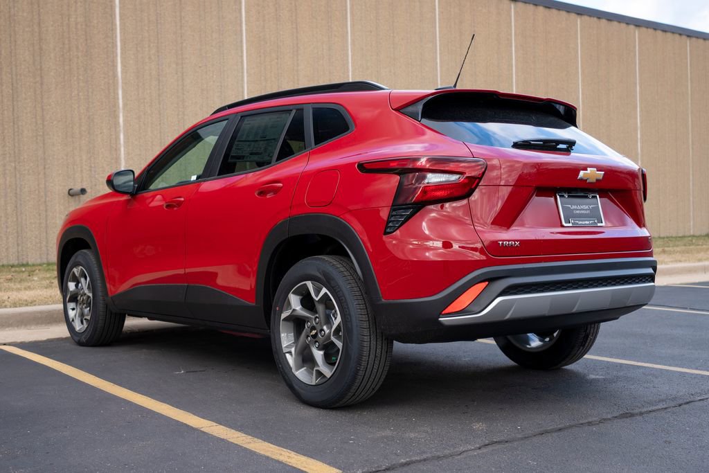 New 2026 Chevrolet Trax LT image 6